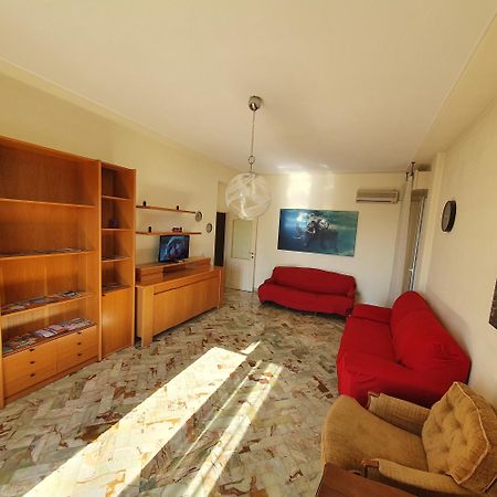 Comfort House Pesaro Extérieur photo