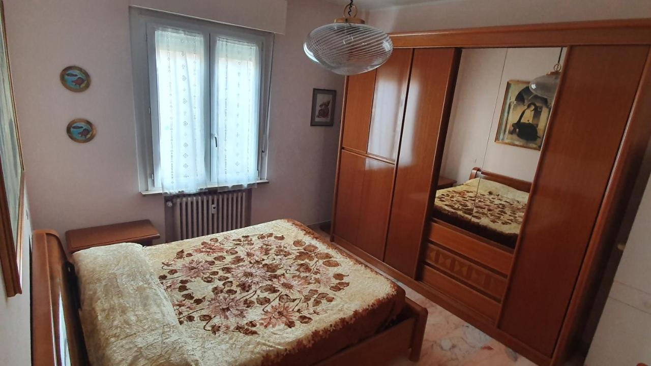 Comfort House Pesaro Extérieur photo